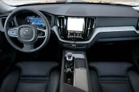 Volvo XC60 AWD LUXURY DARK PLUS INTELLI SAFE 2 293kW thumbnail