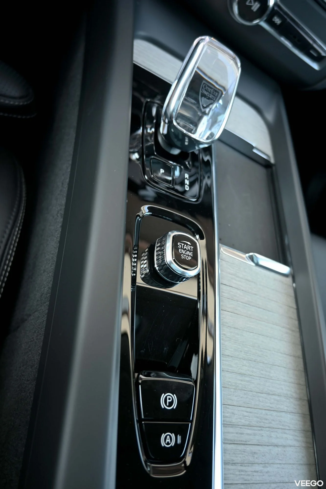 Volvo XC60 AWD LUXURY DARK PLUS INTELLI SAFE 2 293kW