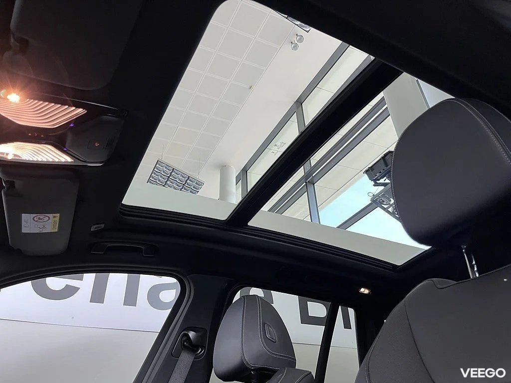 BMW iX3 M Sport Rattvärme Drag Drive/Park Assist Sport Stolar 0kW