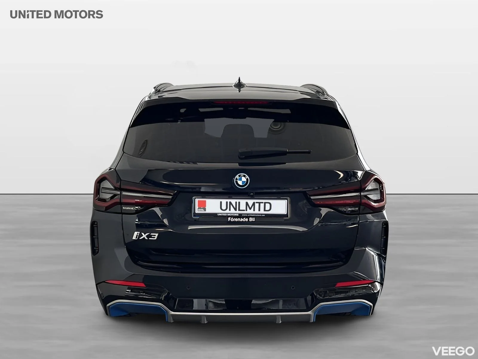 BMW iX3 M Sport Rattvärme Drag Drive/Park Assist Sport Stolar 0kW