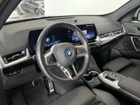 BMW iX1 xDrive30 M Sport Drag Rattvärme Drive/Park Assist 0kW thumbnail