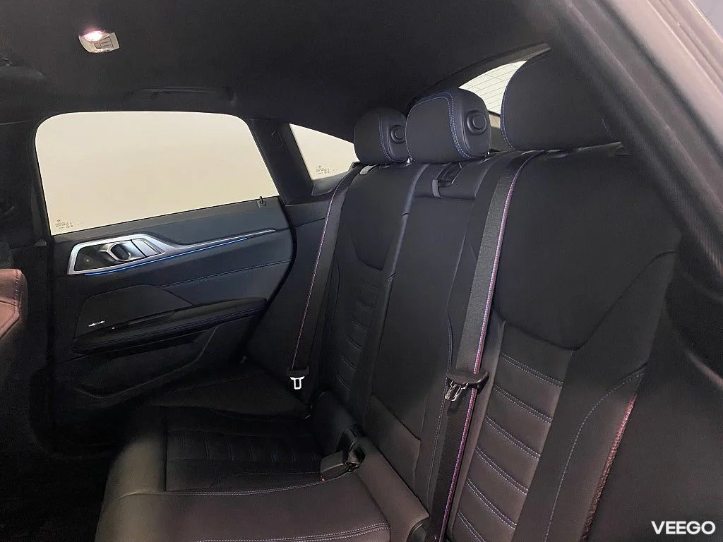 BMW i4 M50 M Sport Package Pro Panoramatak Drag 0kW