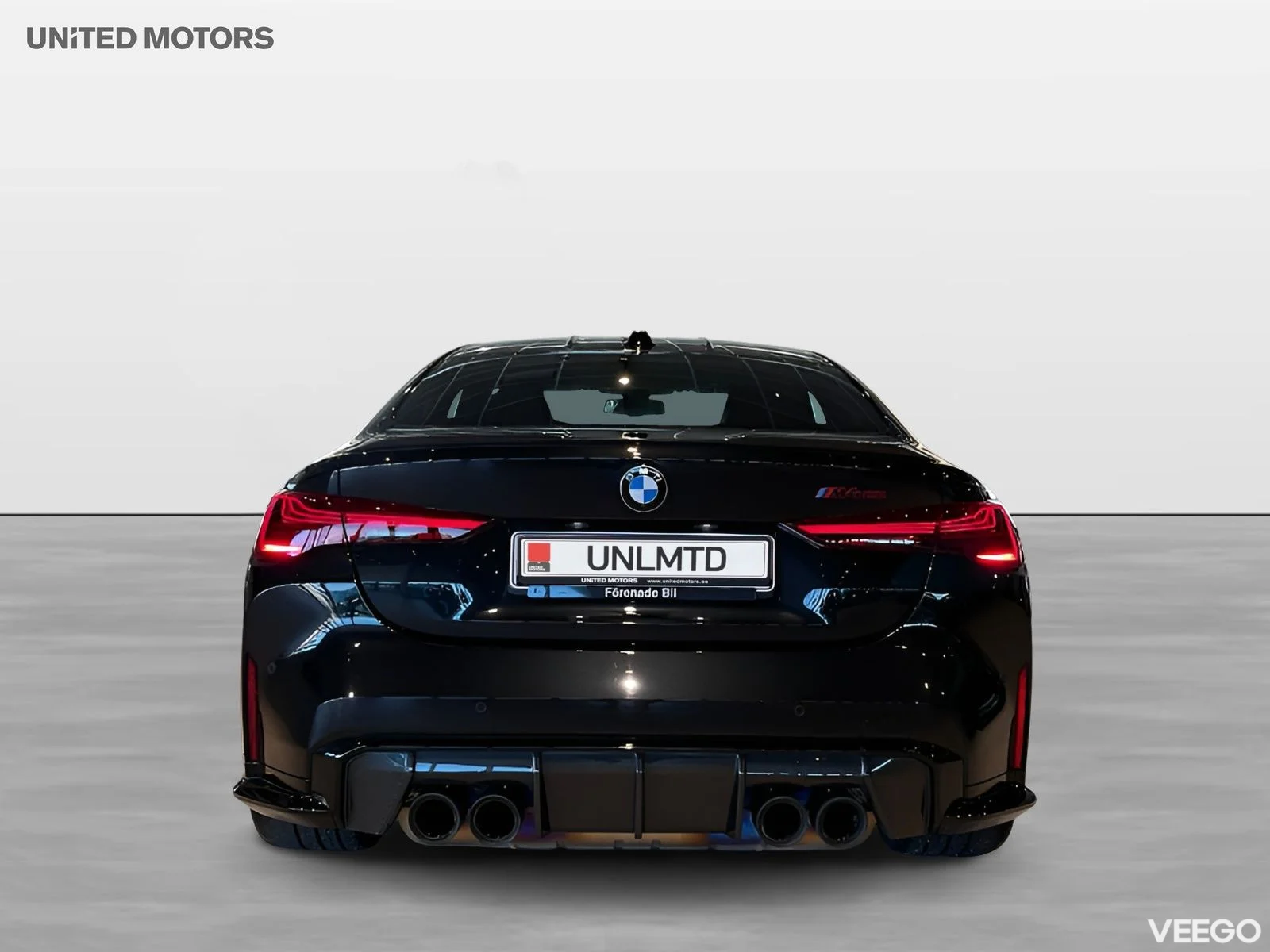 BMW M4 CS 550hk Carbon Keramiska Bromsar 404kW