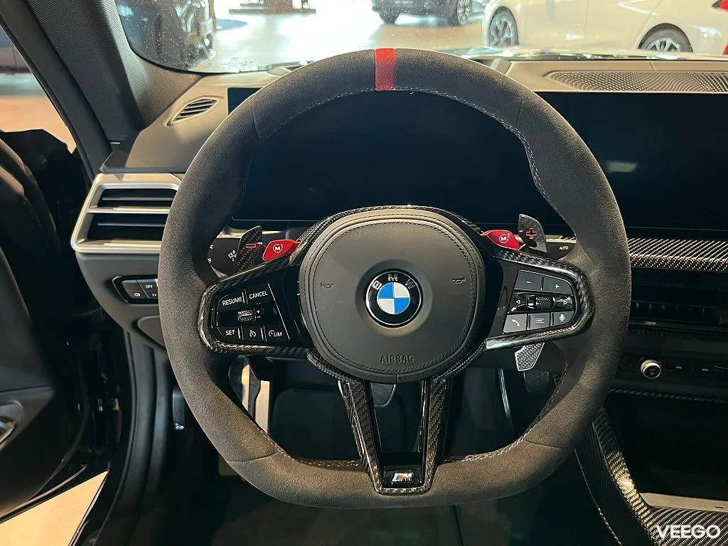 BMW M4 CS 550hk Carbon Keramiska Bromsar 404kW