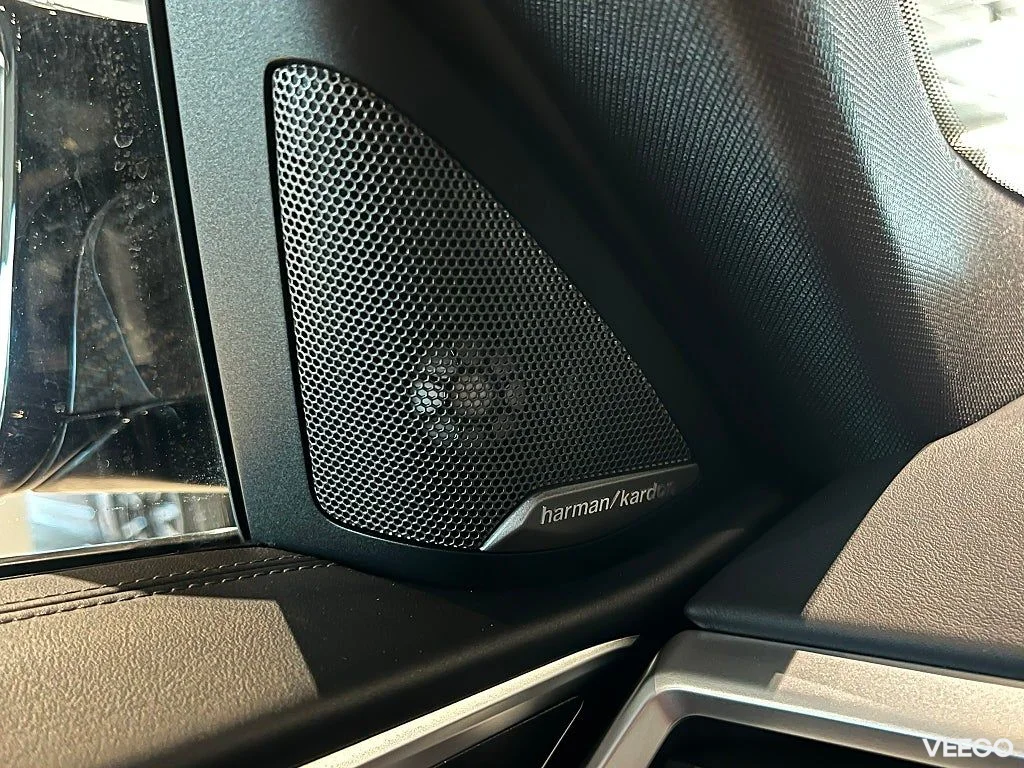 BMW M4 CS 550hk Carbon Keramiska Bromsar 404kW