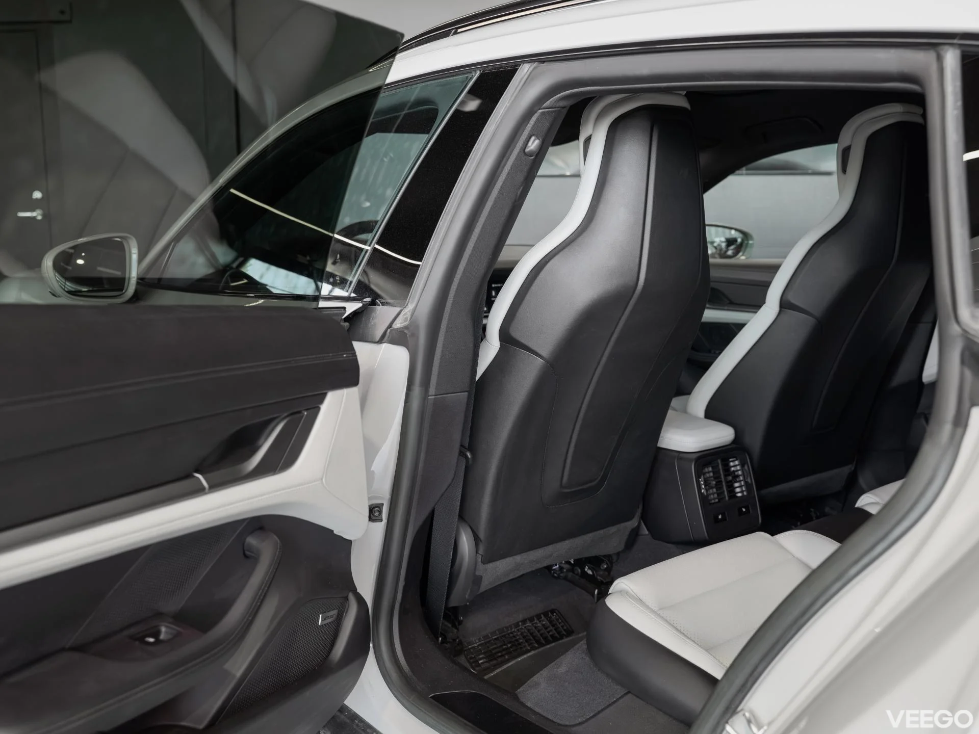 Porsche Taycan 420kW