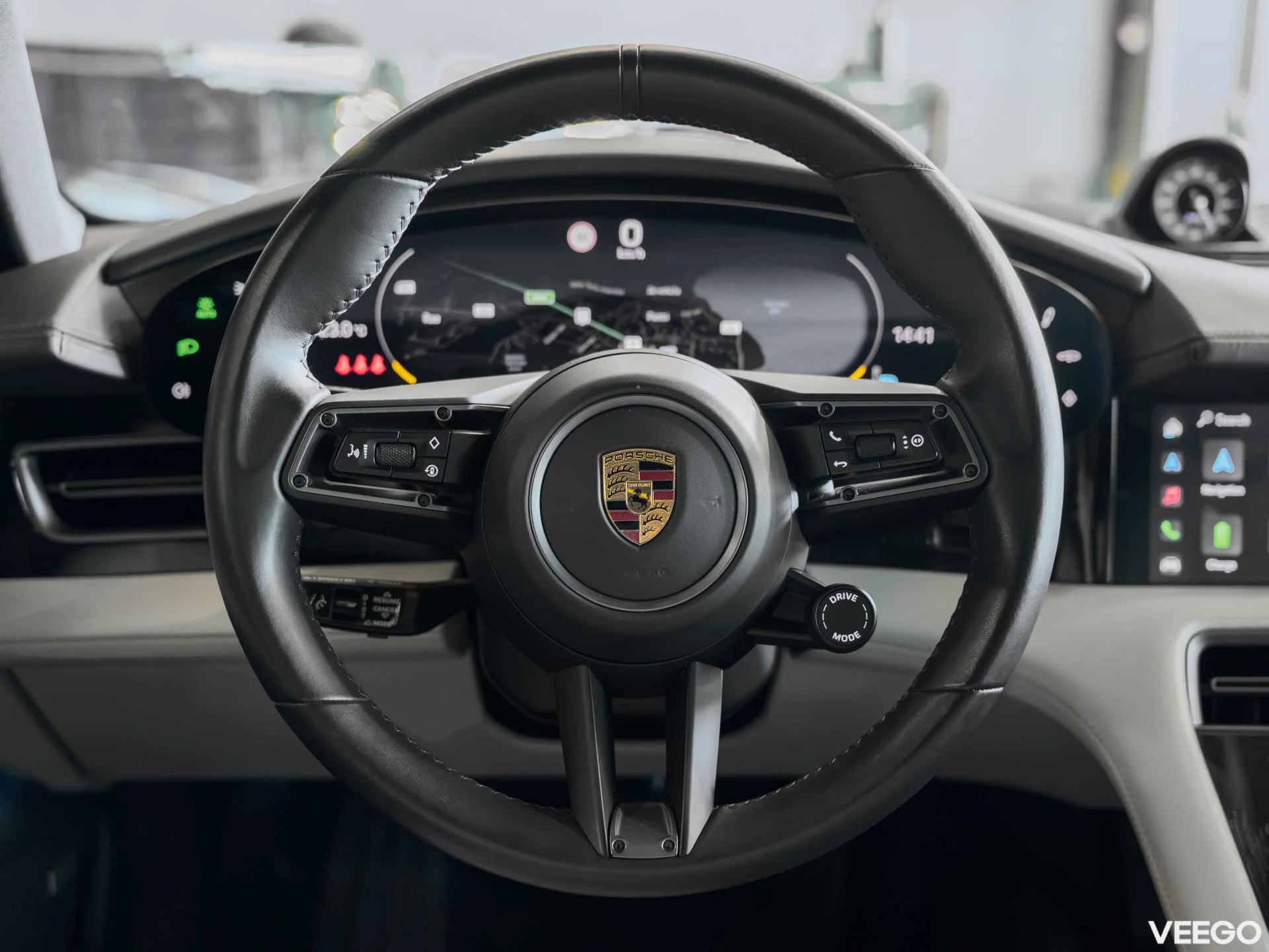 Porsche Taycan 420kW