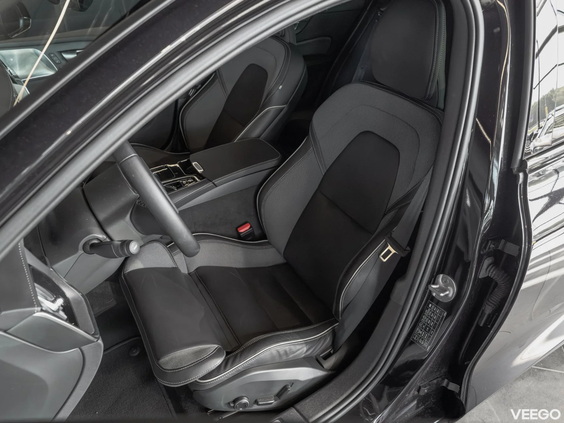 Volvo S60 2.0 335kW