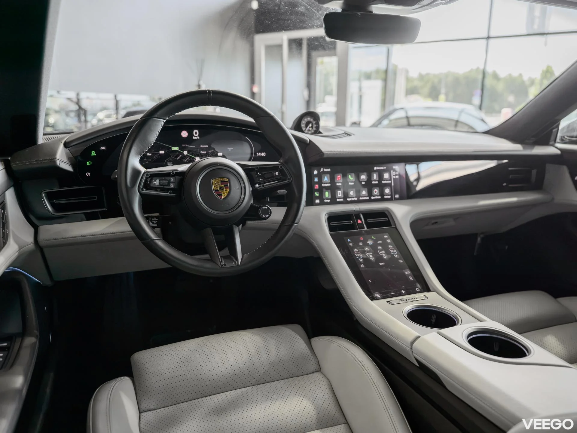 Porsche Taycan 420kW