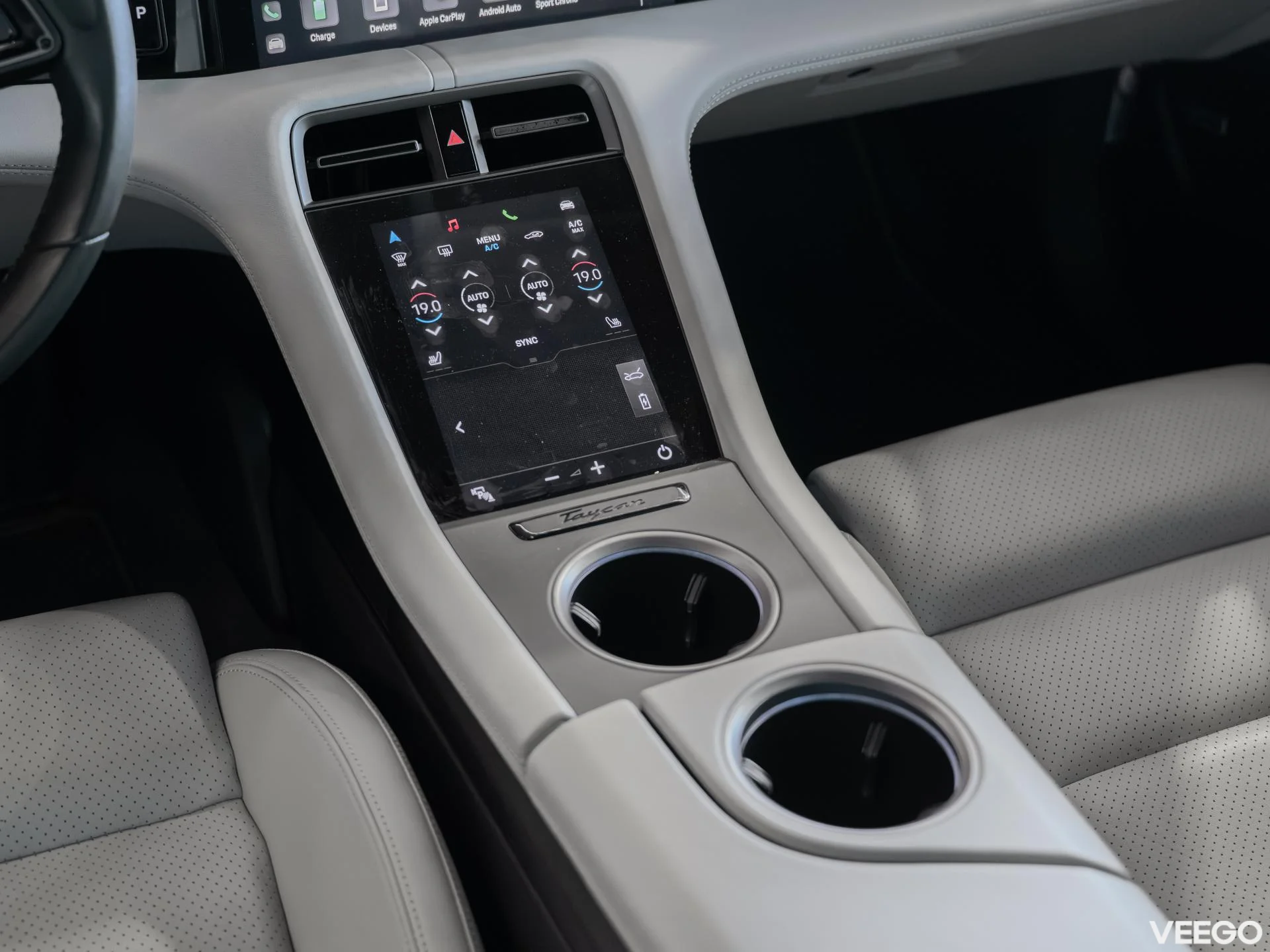 Porsche Taycan 420kW