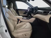 Toyota Highlander Premium AWD 2.5 140kW thumbnail