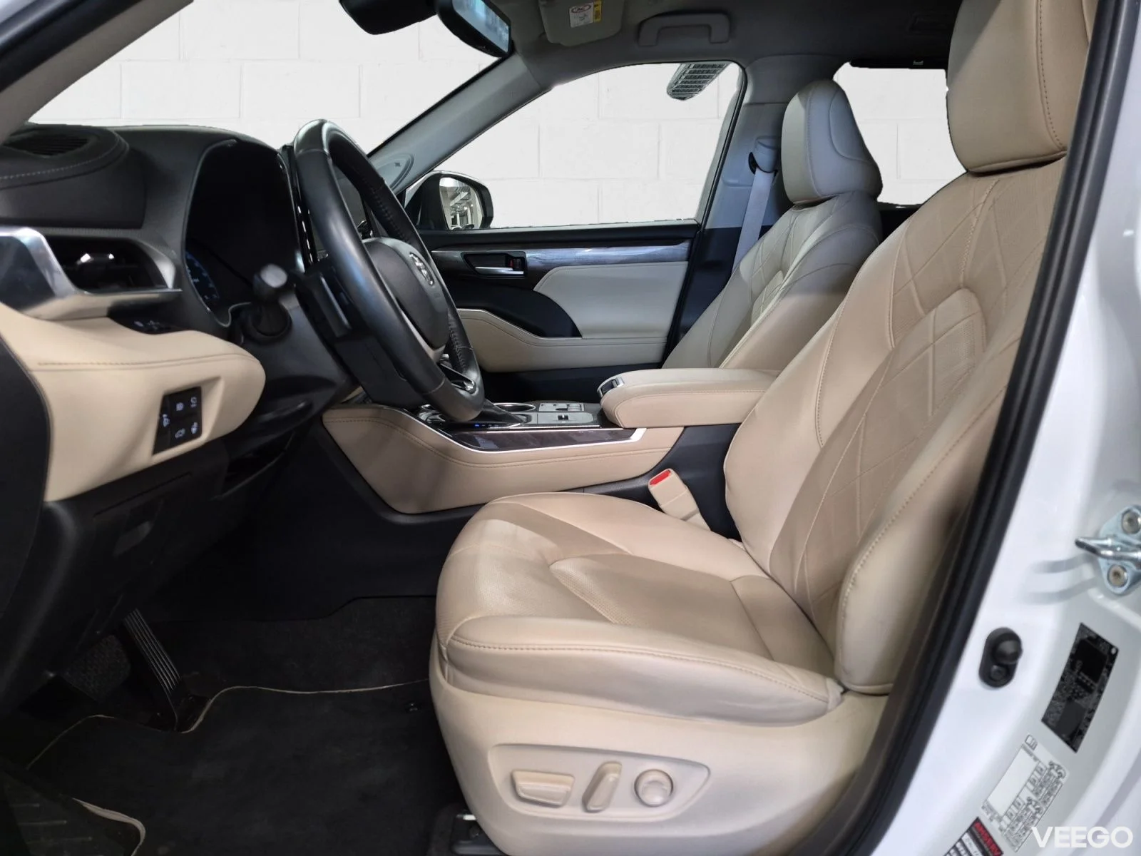 Toyota Highlander Premium AWD 2.5 140kW