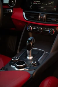 Alfa Romeo Giulia 2.0 206kW thumbnail