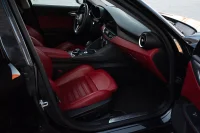 Alfa Romeo Giulia 2.0 206kW thumbnail