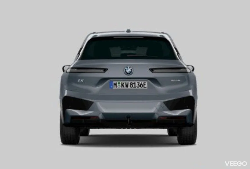 BMW iX Sportpakett 240kW