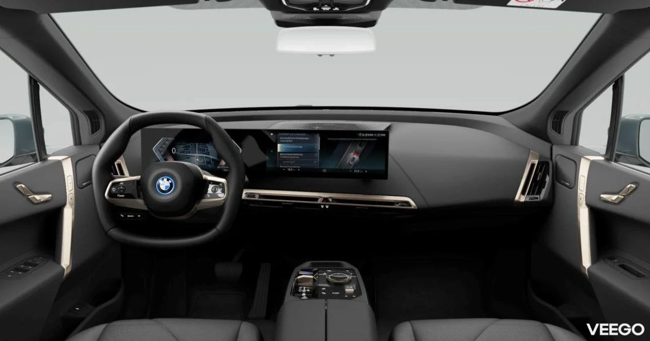 BMW iX Sportpakett 240kW