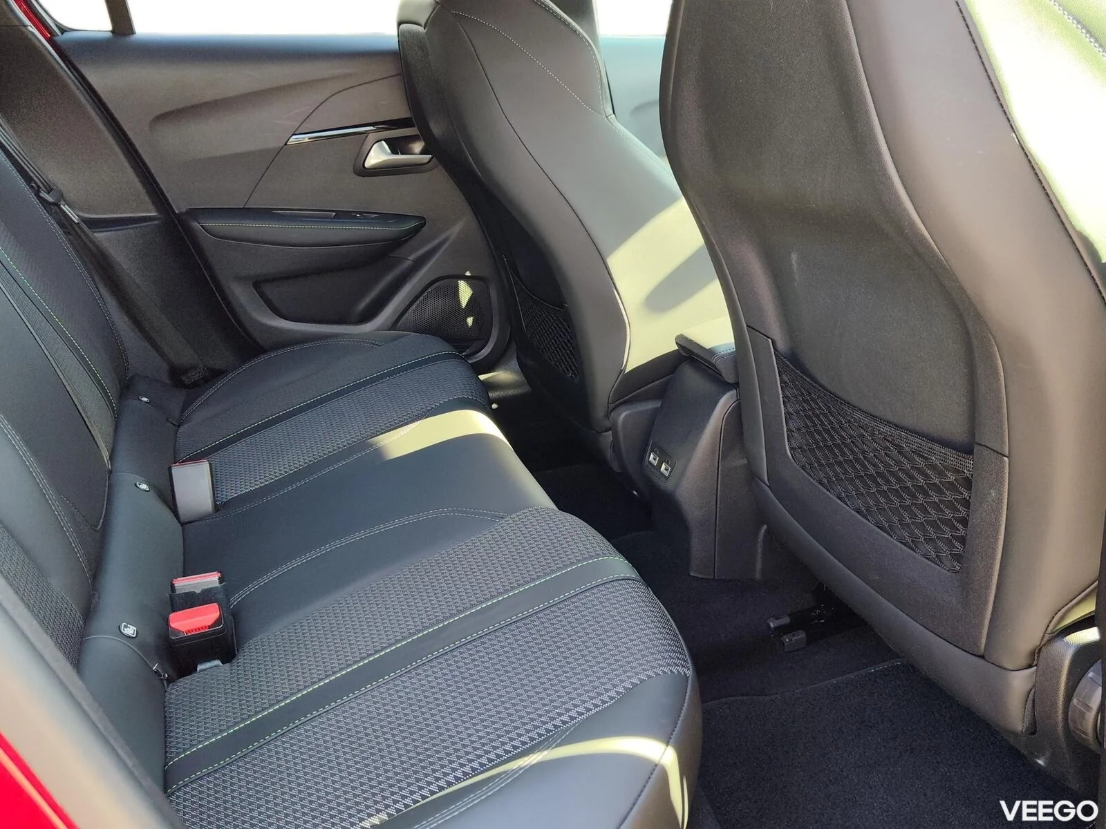Peugeot 208 74kW