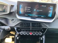 Peugeot 208 74kW thumbnail