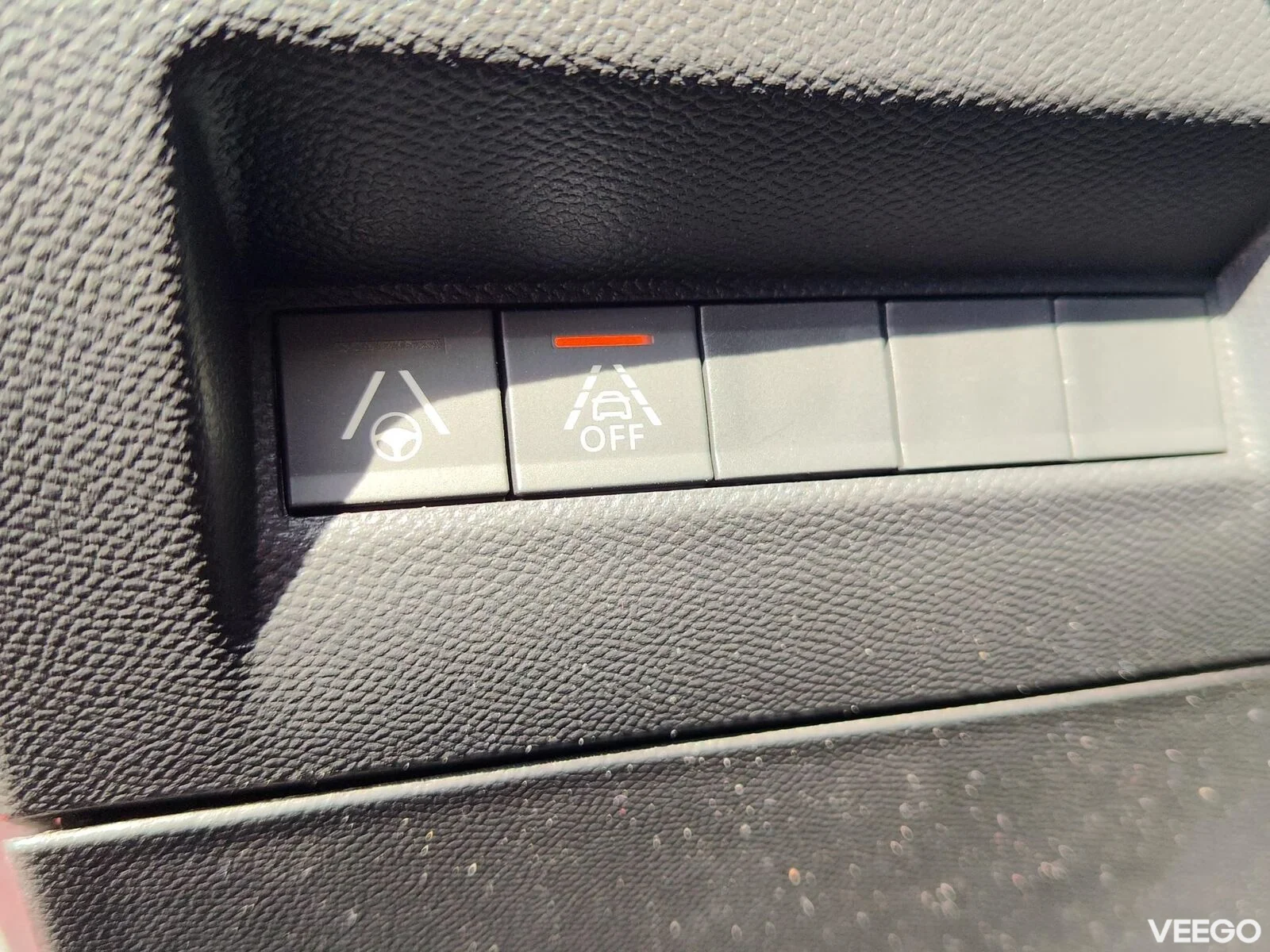 Peugeot 208 74kW