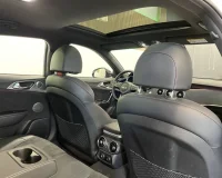 Kia Stinger T-GDI 3.3 269kW thumbnail