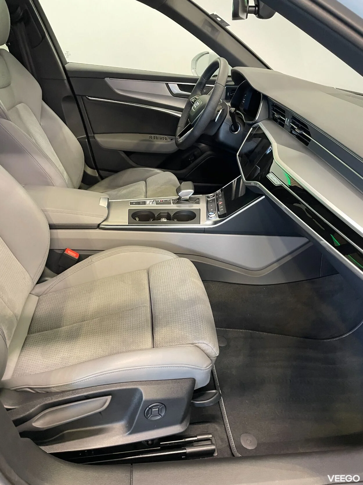 Audi A6 Avant 55TFSI e quattro S-Line Facelift 2 195kW