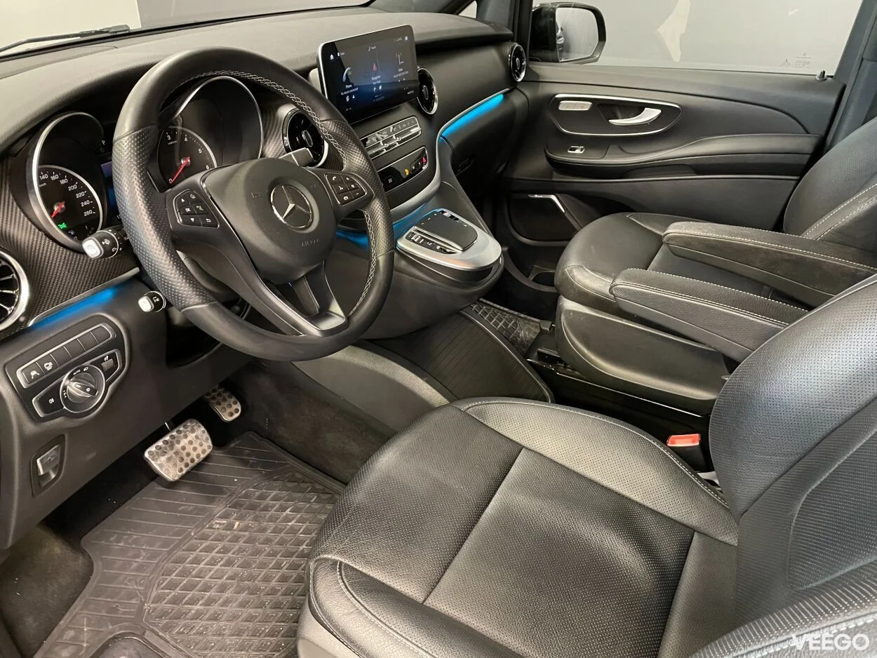 Mercedes-Benz V300 d Extra Lang AMG Night Facelift 2 174kW