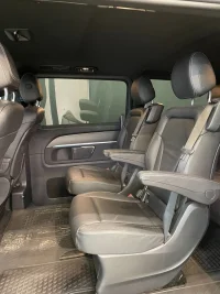 Mercedes-Benz V300 d Extra Lang AMG Night Facelift 2 174kW thumbnail