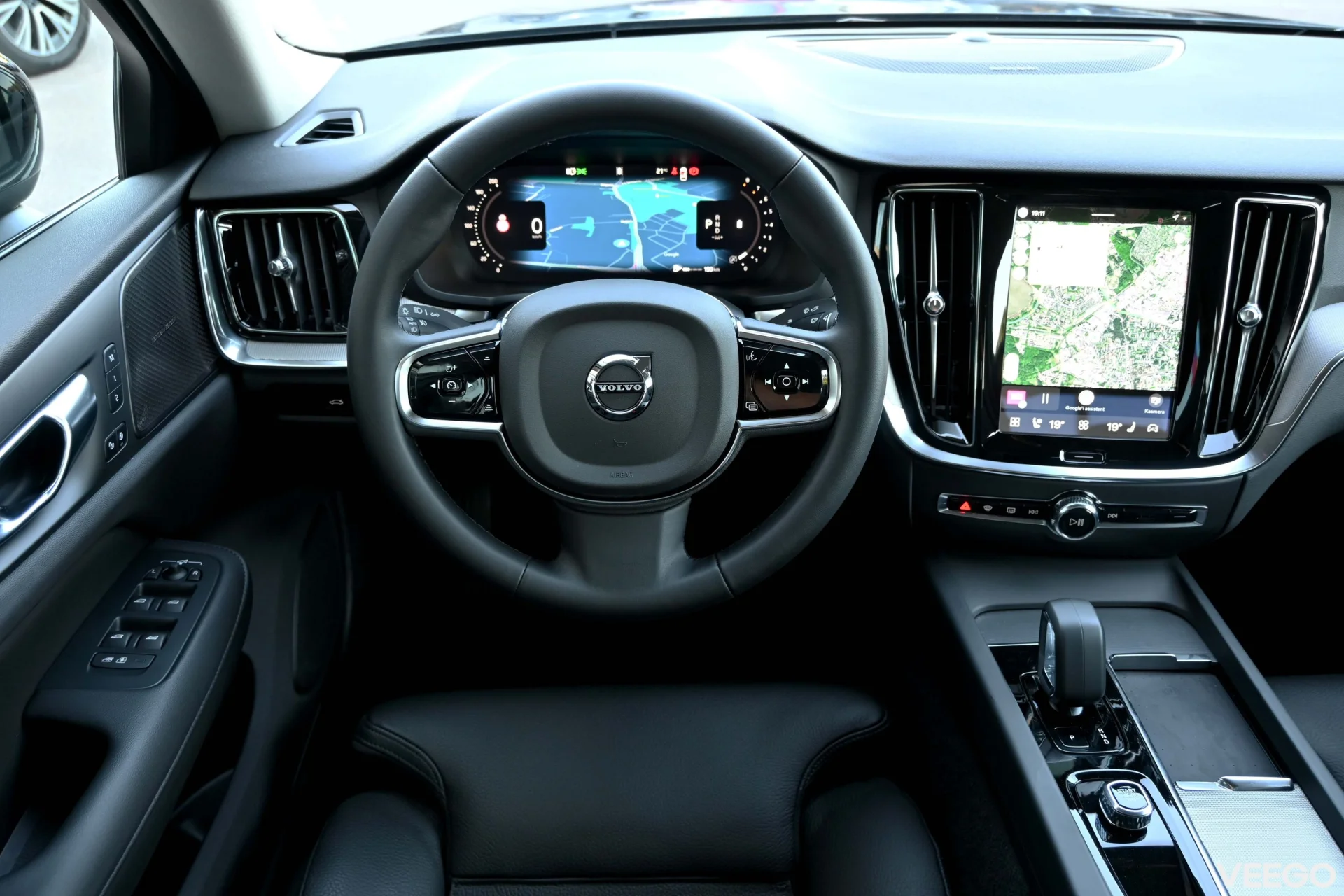 Volvo S60 AWD H&K ULTIMATE DARK INTELLI SAFE 2 184kW