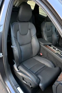 Volvo XC60 AWD 4C H&K BRIGHT LUXURY XENIUM INTELLI SAFE 2 335kW thumbnail