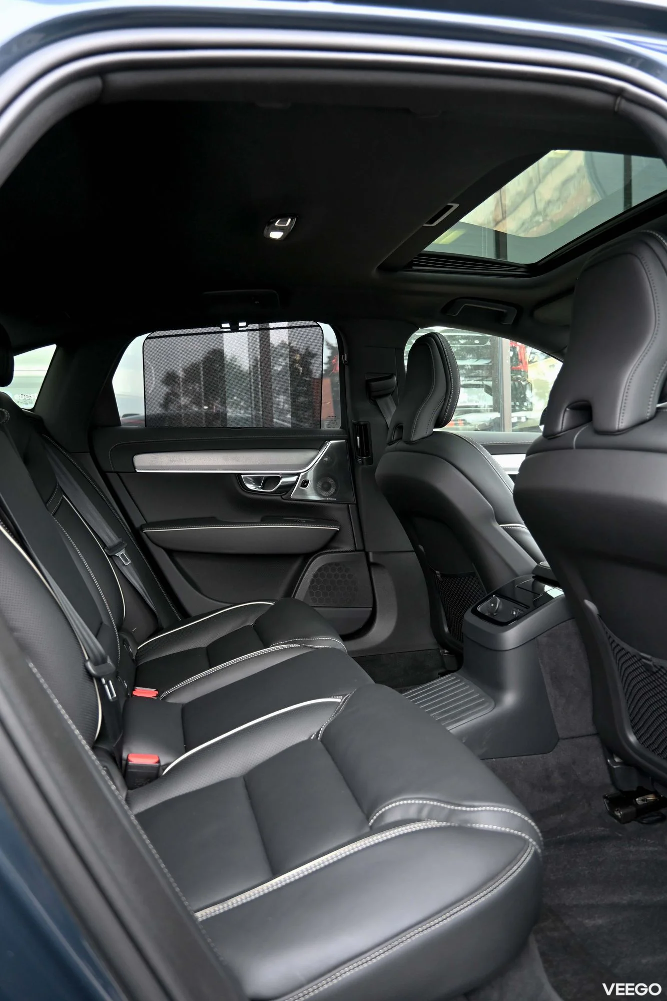Volvo S90 AWD T8 B&W ULTIMATE DARK XENIUM INTELLI SAFE FULL 2 335kW