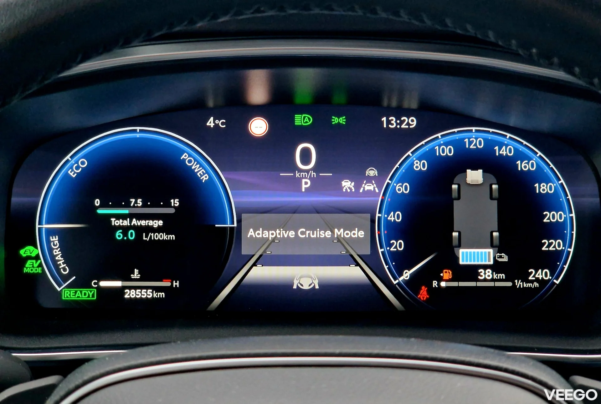 Toyota Corolla Touring Sports Luxury 2 112kW