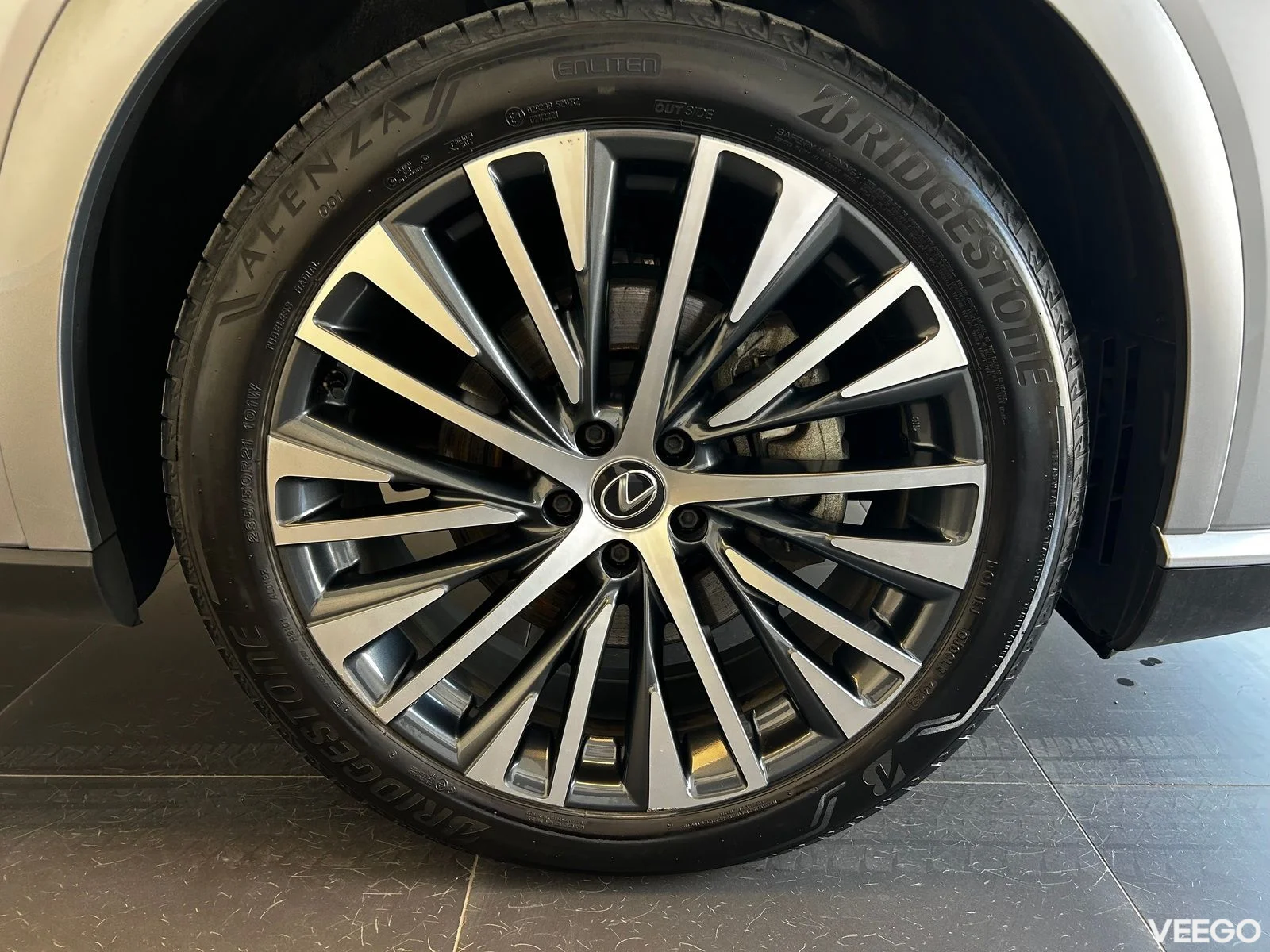 Lexus RX 450h+ - 136kW
