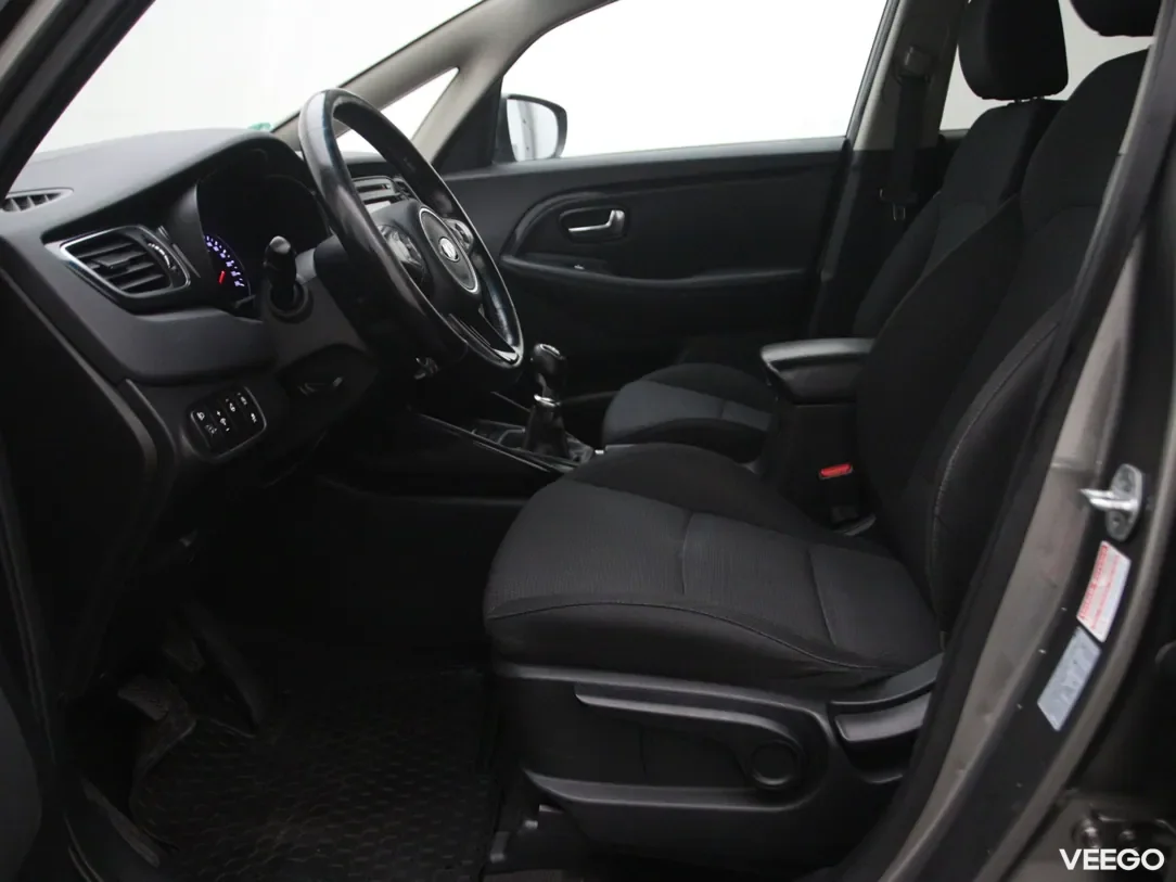 Kia Carens 1.7 104kW