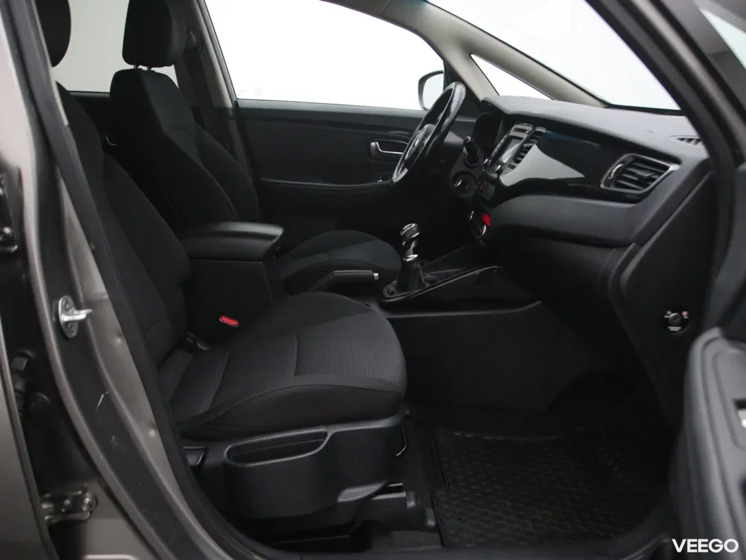 Kia Carens 1.7 104kW