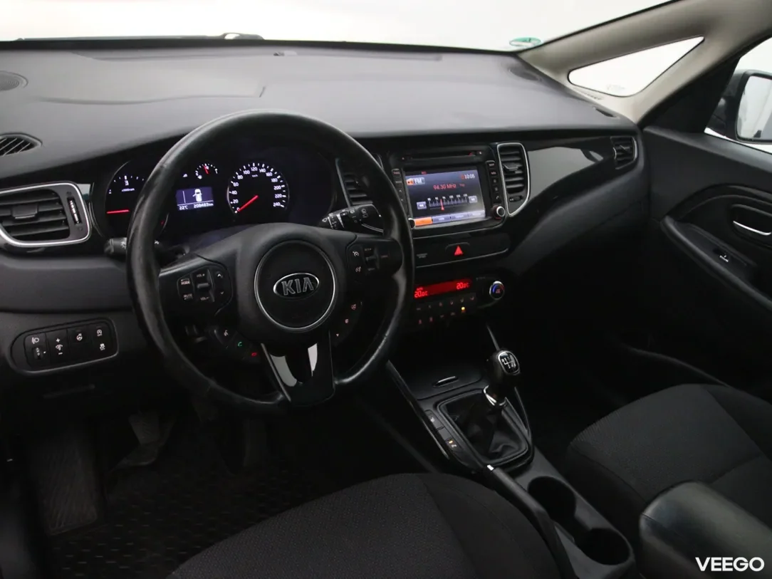 Kia Carens 1.7 104kW