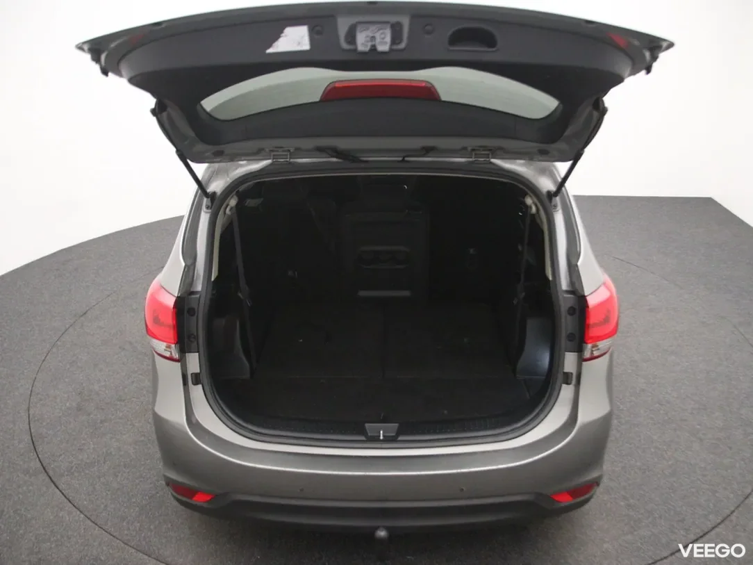 Kia Carens 1.7 104kW