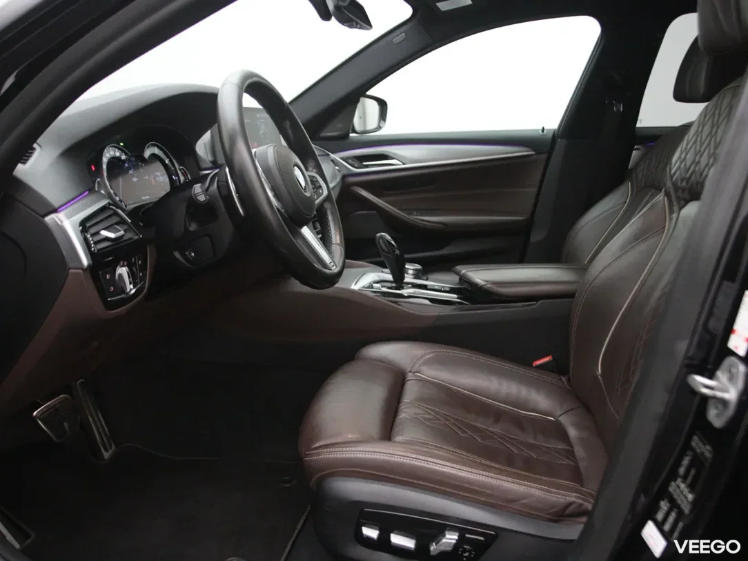 BMW 530 3 195kW