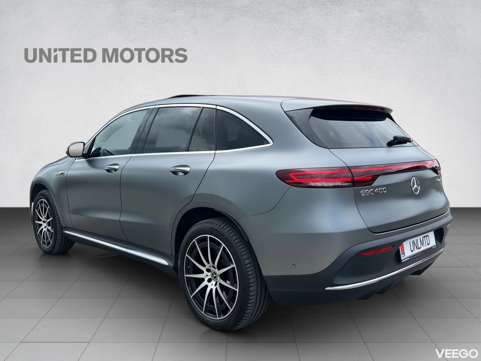 Mercedes-Benz EQC 400 4MATIC AMG Line 300KW 145kW
