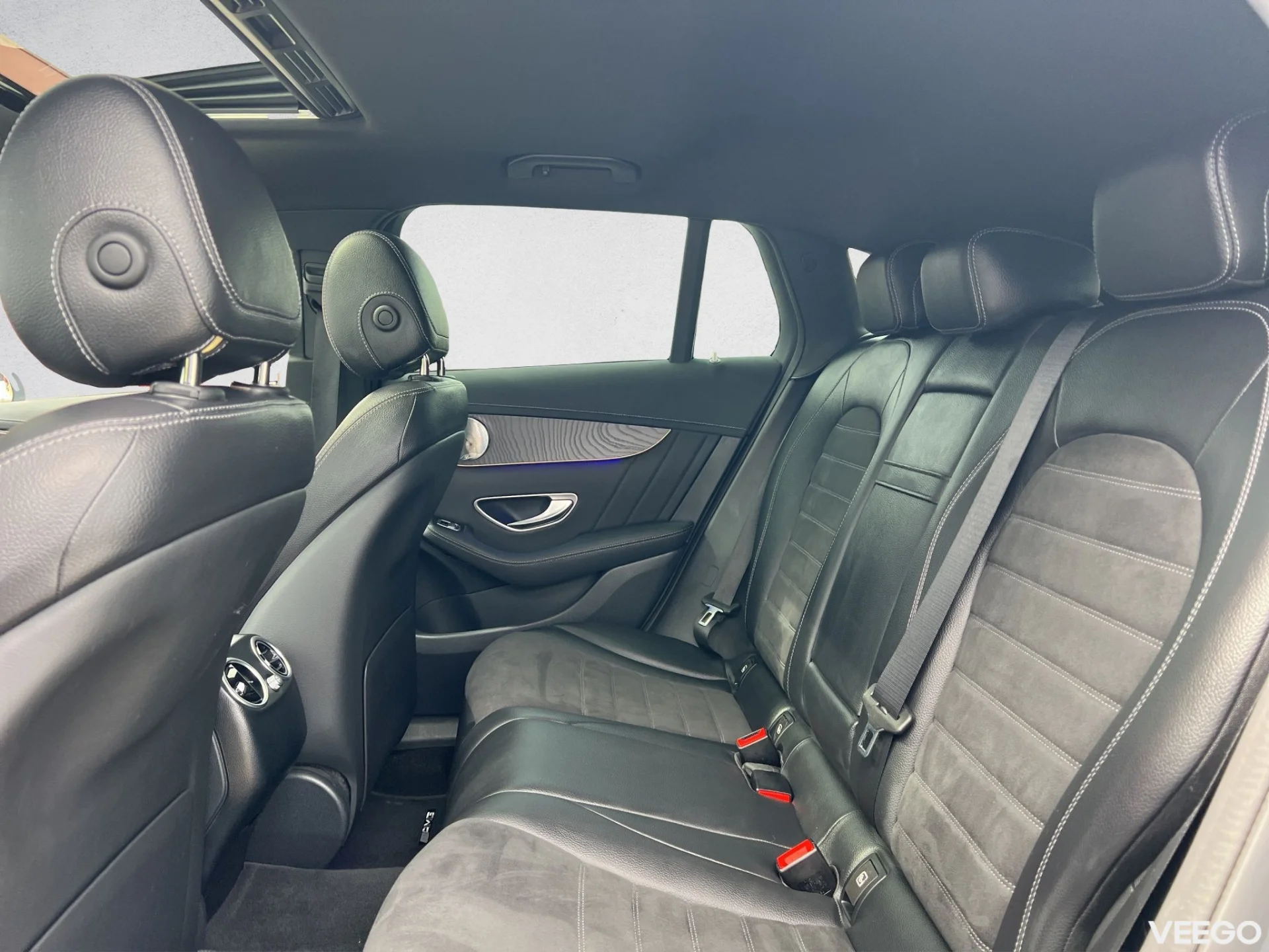 Mercedes-Benz EQC 400 4MATIC AMG Line 300KW 145kW
