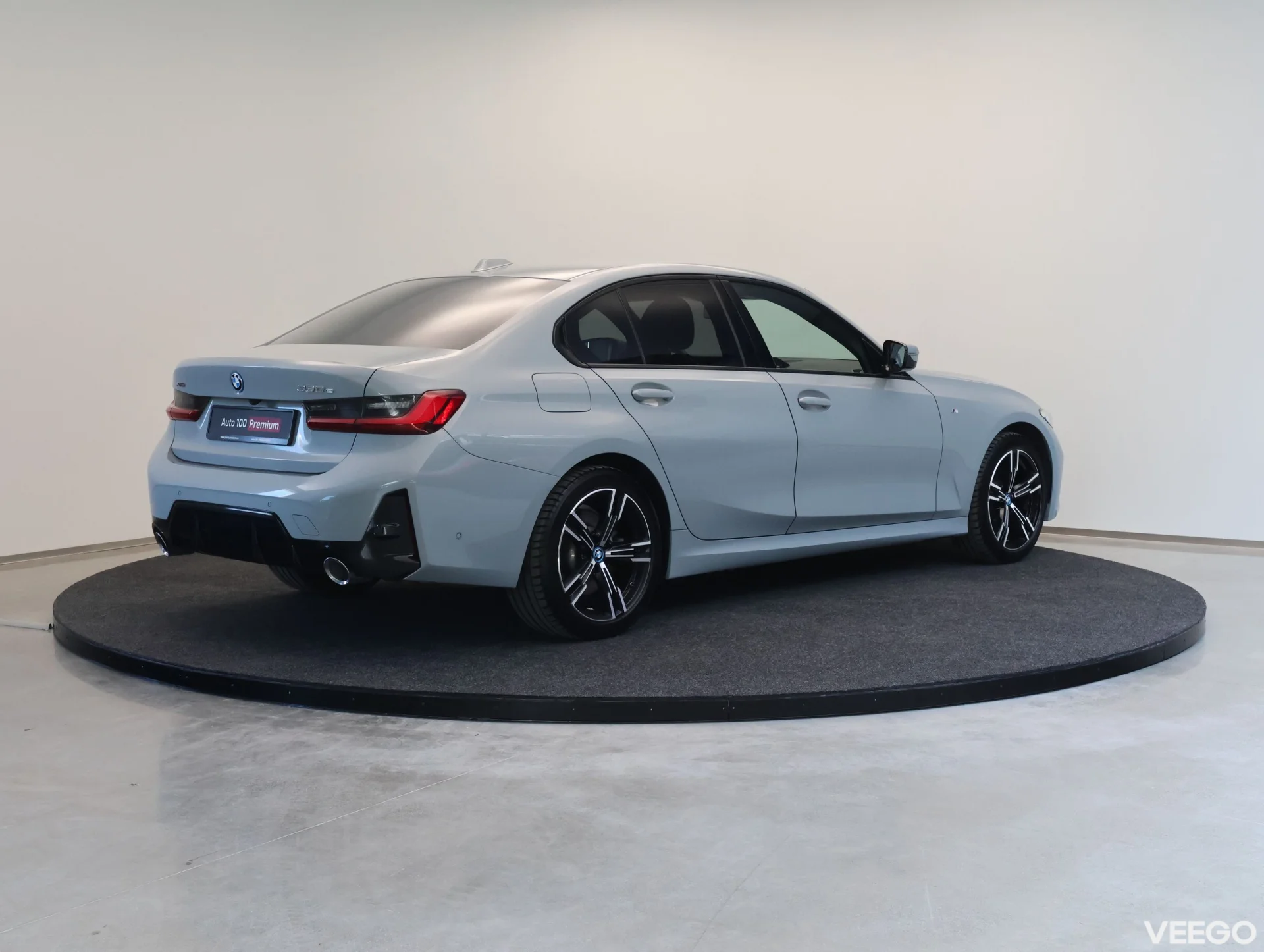 BMW 330 e xDrive M-Sportpakett 215kW
