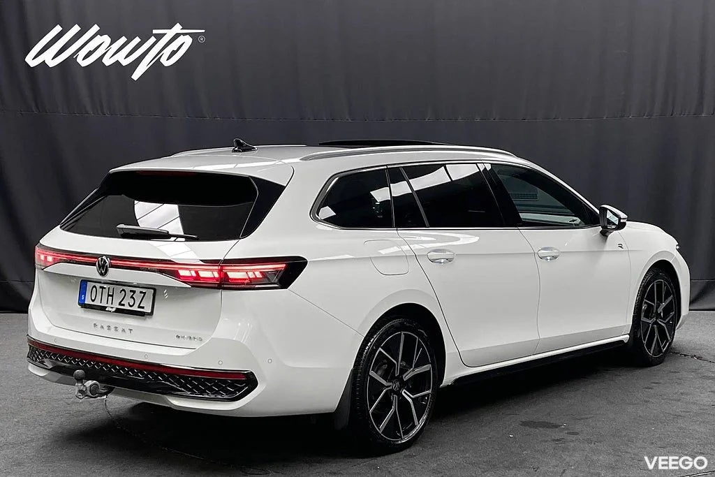 Volkswagen Passat eHybrid 1.5 TSI DSG 272HK R-Line/Pano/Moms 200kW