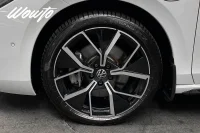 Volkswagen Passat eHybrid 1.5 TSI DSG 272HK R-Line/Pano/Moms 200kW thumbnail