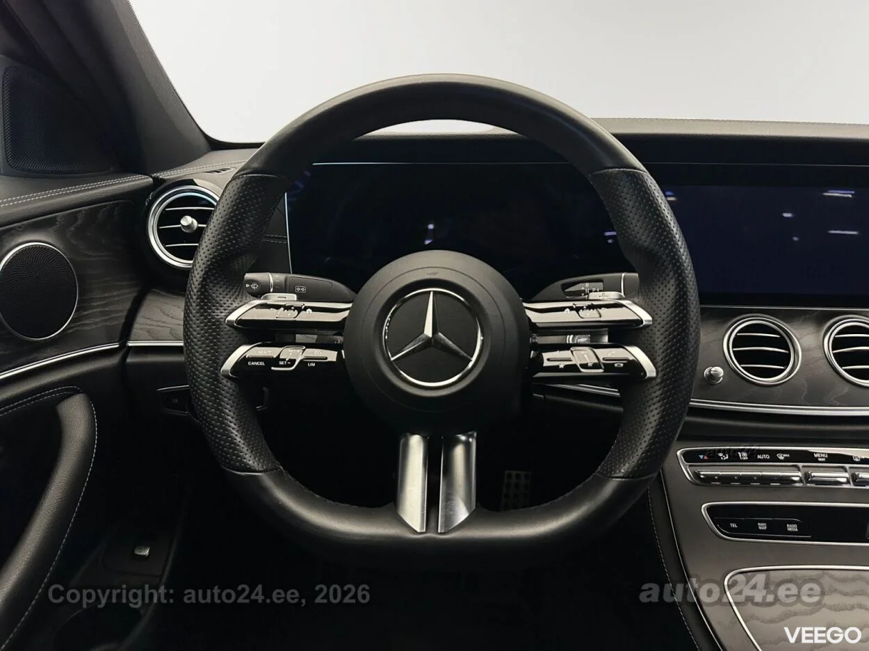 Mercedes-Benz E220 4matic AMG 2 143kW