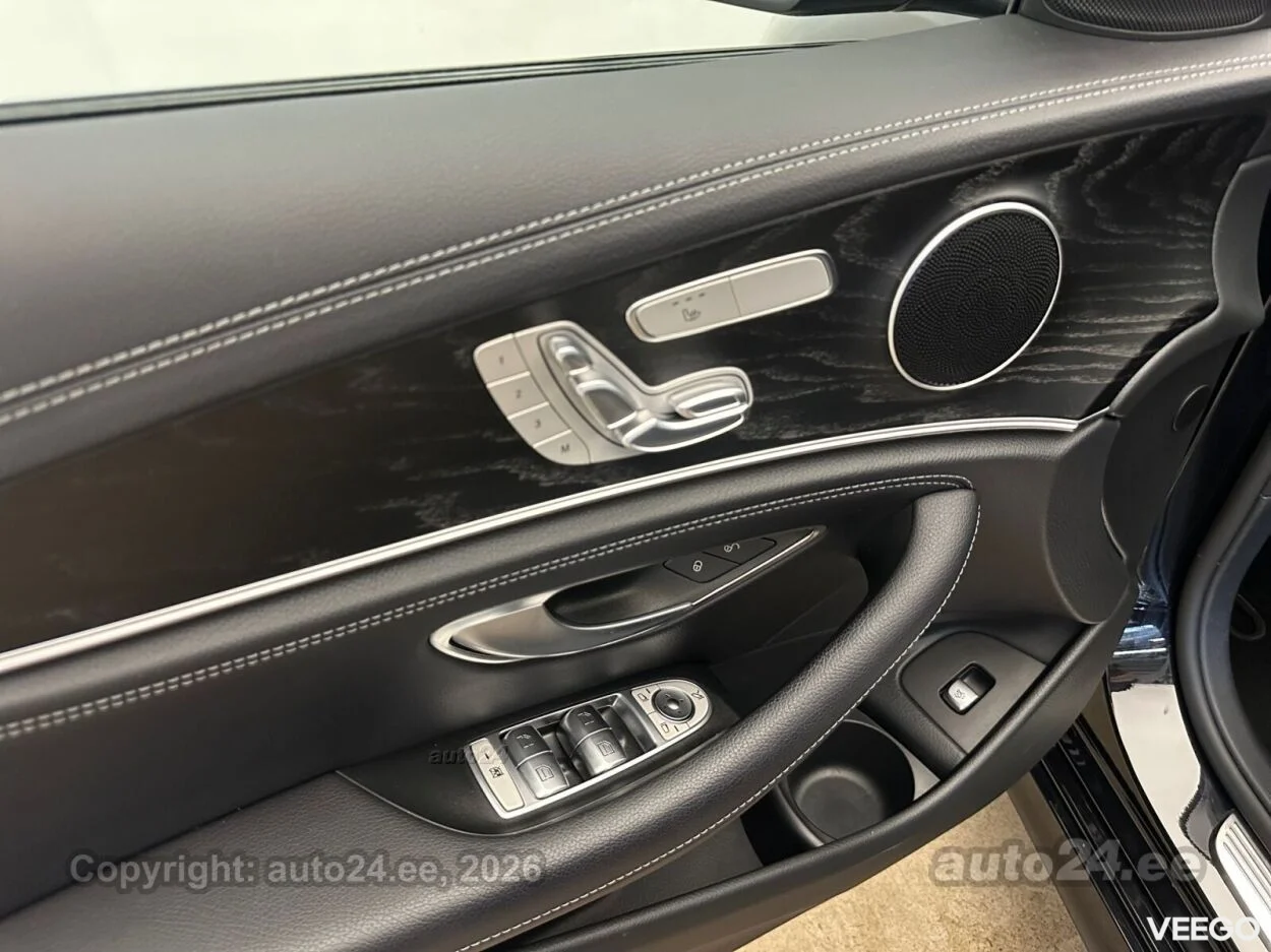 Mercedes-Benz E220 4matic AMG 2 143kW