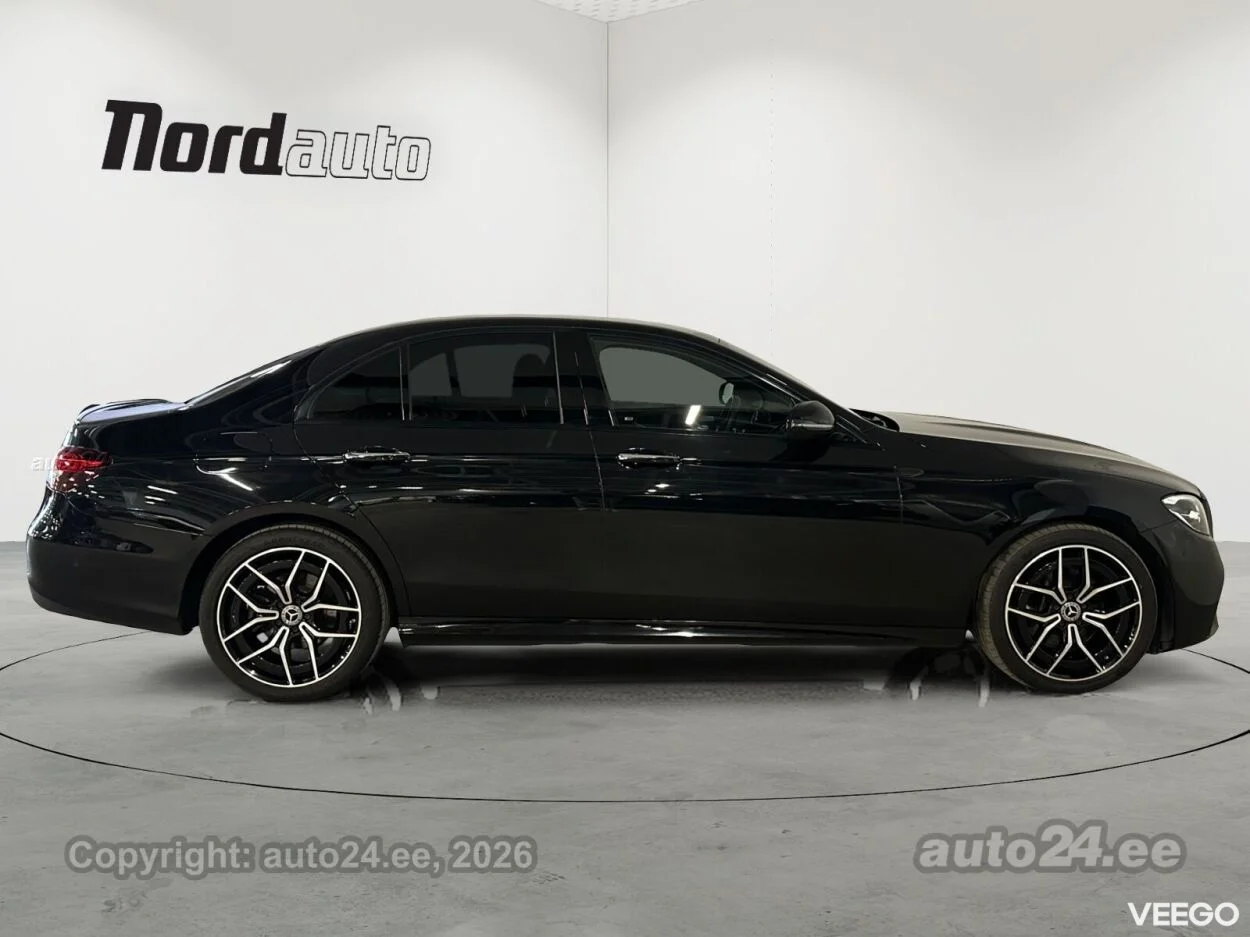 Mercedes-Benz E220 4matic AMG 2 143kW