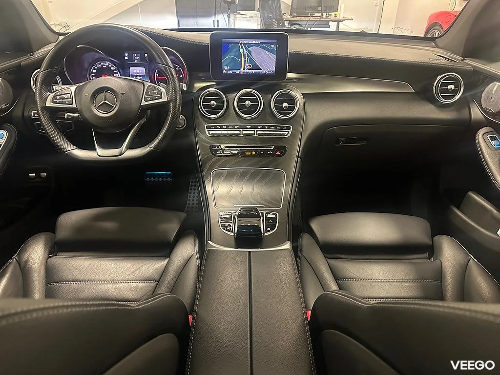 Mercedes-Benz GLC200 220 d 4MATIC Coupé AMG Drag Panorama 125kW