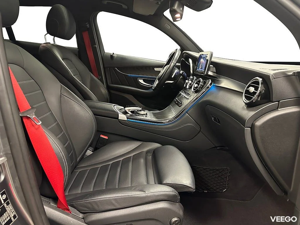 Mercedes-Benz GLC200 220 d 4MATIC Coupé AMG Drag Panorama 125kW