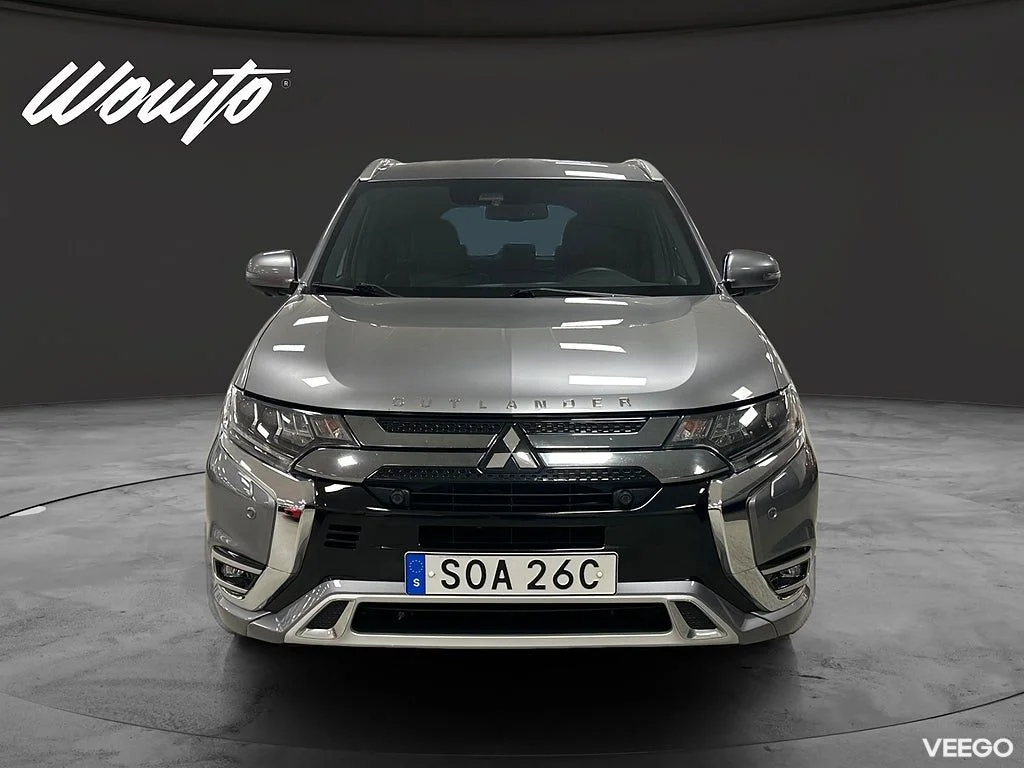 Mitsubishi Outlander PHEV AWD Business X / Skinn / 360 99kW