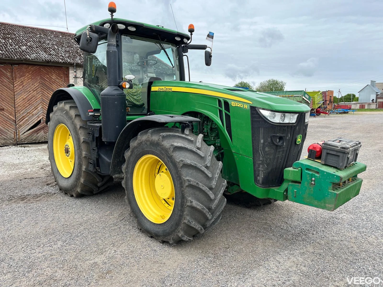 John Deere 8320 261kW