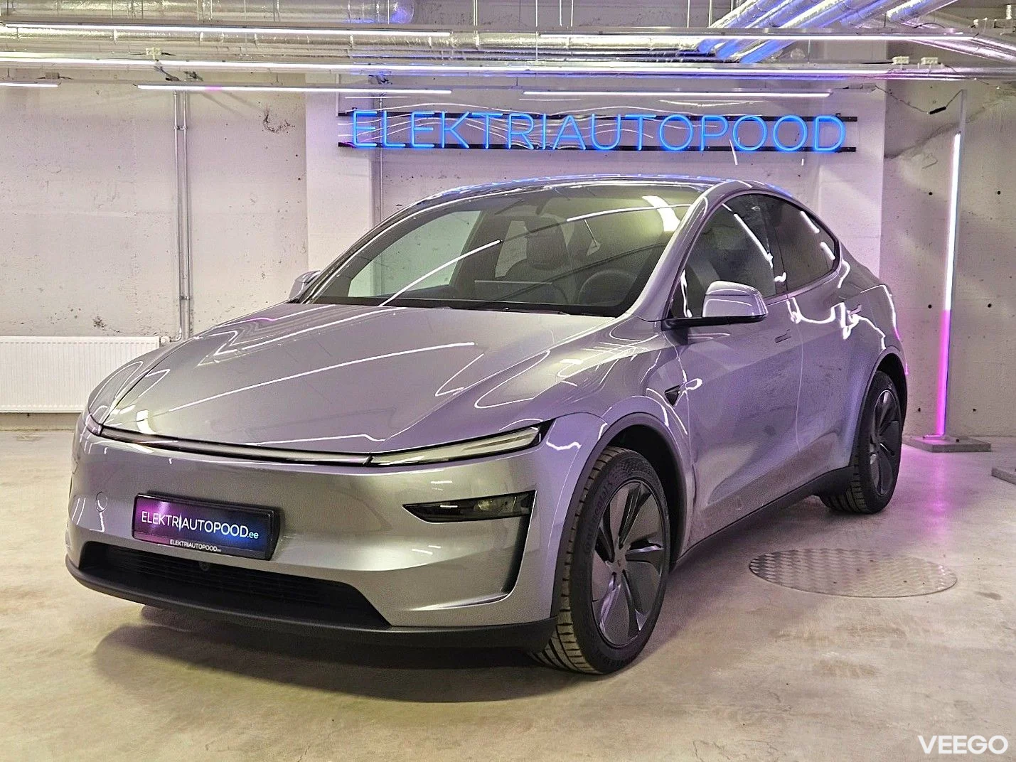 Tesla Model Y Premium Long Range Dual Motor AWD 378kW